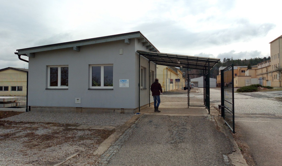 Beroun vjezd do prodejny JPEG